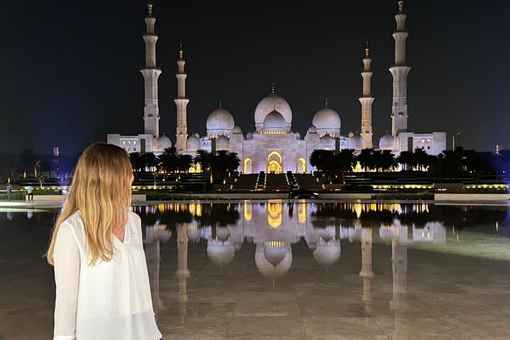 Abu Dhabi Modern Tour: Full-Day Private Highlights of Sheikh Zayed, Louvre & Qasr Al Watan photo 1