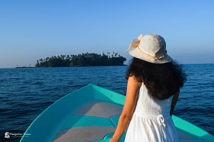 Colombo 2-Night Nature Tour: Botanical Garden, Rainforest Walk & Barberyn Island photo 3