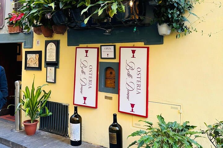 Michelangelo's David & Wine-Window Walking Tour in Florence photo 3
