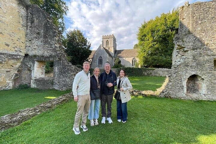 Private One-Day Luxury Cotswolds Tour from London — Villages, Countryside & Hidden Gems photo 3