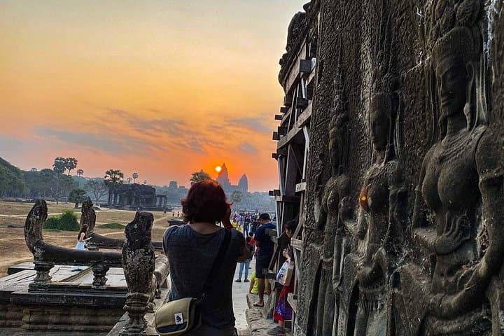 Two-Day Private Angkor Sunrise Tour: Angkor Wat, Bayon & Banteay Srei photo 1