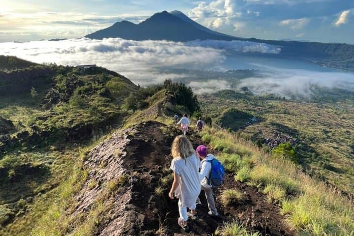 Mount Batur Sunrise Hike and Hot Spring Soak — Bali’s Early-Morning Volcano Trek