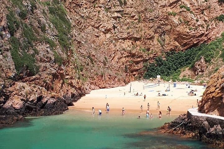 Private Boat and Kayak Day Trip to Berlengas Islands from Lisbon photo 2