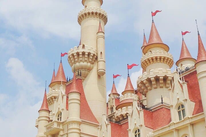 Universal Studios Singapore: Full-Day Admission & Optional Wings of Time at Sentosa photo 2