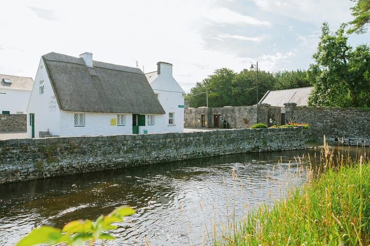 Exploring Ireland’s Wild Atlantic Way: A 10-Day Private Luxury Adventure photo 6
