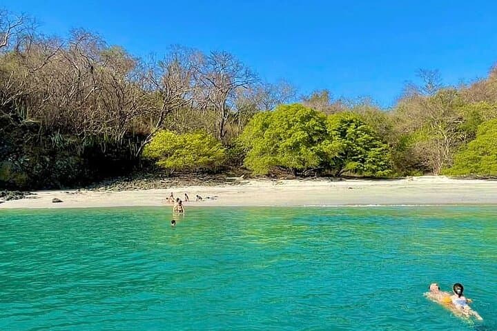 Private Snorkeling Boat Charter from Potrero Marina — Half-Day Gulf of Papagayo Adventure photo 3