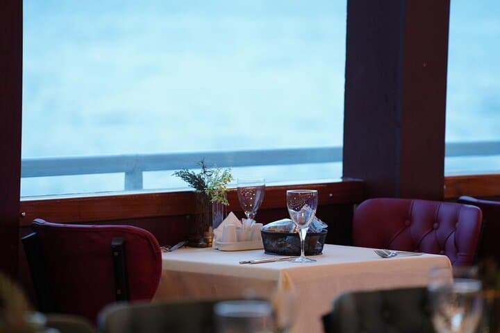 Istanbul Dinner Cruise on the Bosphorus with Turkish Night Show