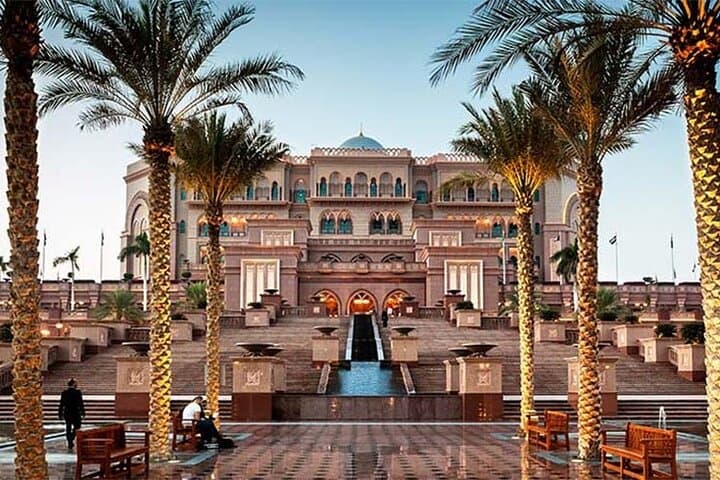 Private Abu Dhabi 4x4 City Tour from Dubai — Sheikh Zayed, Corniche & Heritage photo 3