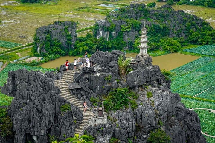 Hanoi to Trang An: Full-Day Small-Group Tour to Bich Dong, Tam Coc & Mua Cave photo 2