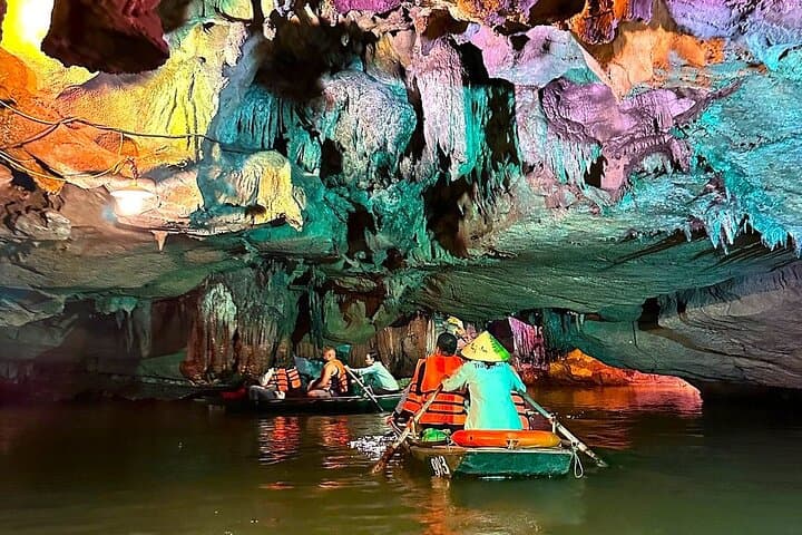 Explore Trang An and Bich Dong: Full-Day Luxury Tour from Hanoi photo 2