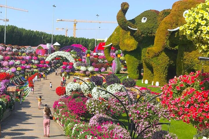 Dubai Miracle Garden and Global Village: Floral Marvels and Global Flavors in One Day photo 3