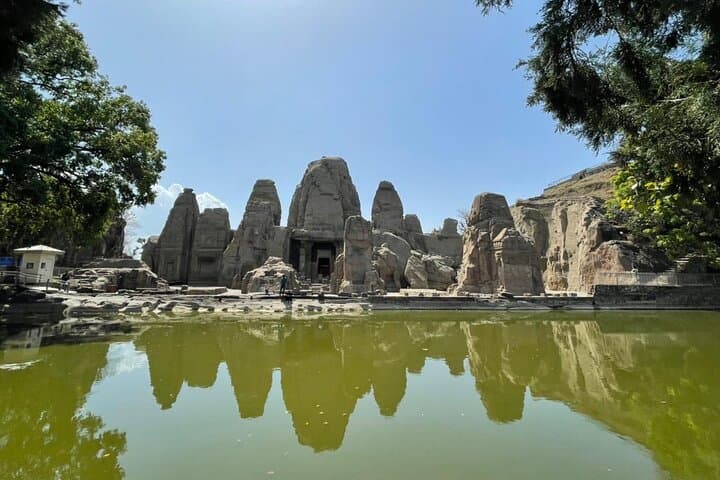 Kangra Archaeological Tour — Kangra Fort, Masroor Rock-Cut Temple & Vajreshwari Devi photo 2