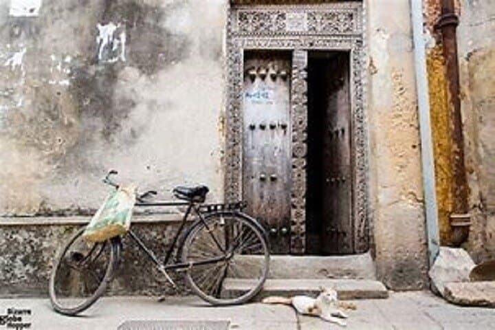Prison Island & Stone Town: Tortoises, Doors and the Real Zanzibar photo 3