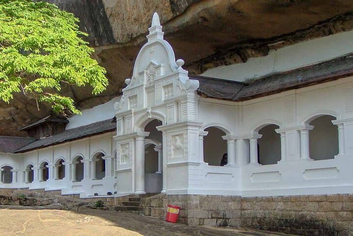 3-Day Sri Lanka Highlands Tour: Sigiriya, Kandy & Nuwara Eliya photo 3