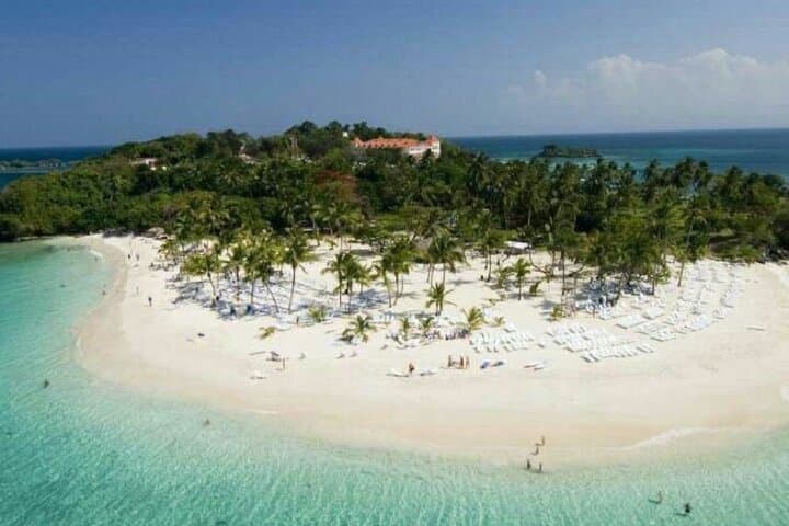 Rincon Beach and Cayo Levantado Day Trip from Punta Cana — Samaná Beaches & Mangrove Canoe photo 5