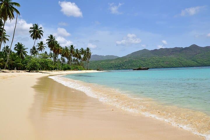Rincon Beach and Cayo Levantado Day Trip from Punta Cana — Samaná Beaches & Mangrove Canoe photo 3