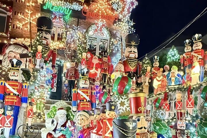Dyker Lights Christmas Trolley: Brooklyn Holiday Lights Tour from Midtown Manhattan photo 2