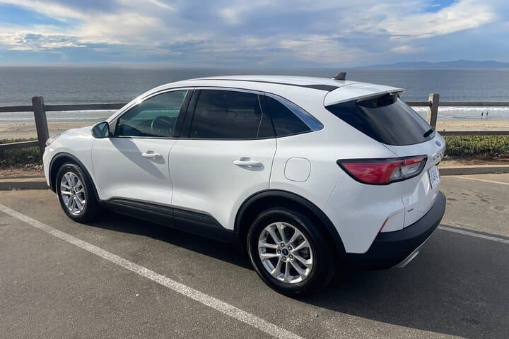 Private LAX Airport Transfer: Comfortable SUV Ride Between LAX and Los Angeles photo 3