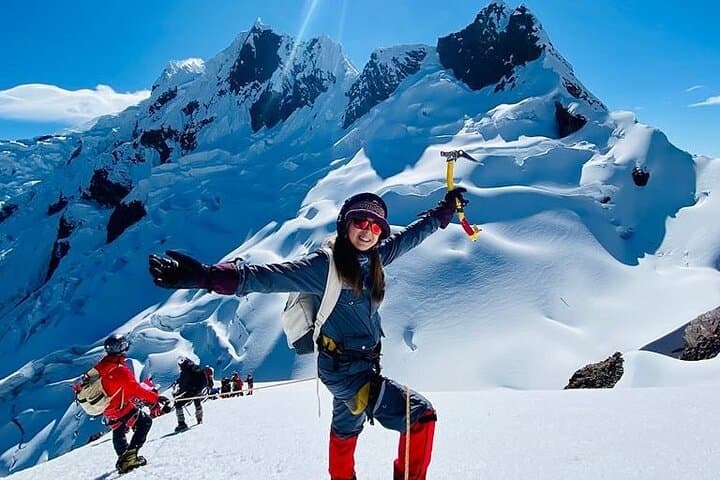 Conquer Mateo Peak: Full-Day High-Altitude Climb from Huaraz