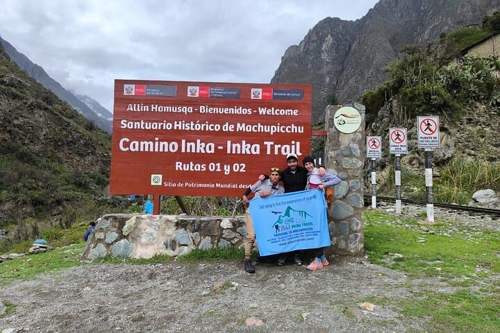 Classic 4-Day Inca Trail to Machu Picchu with Panoramic Train