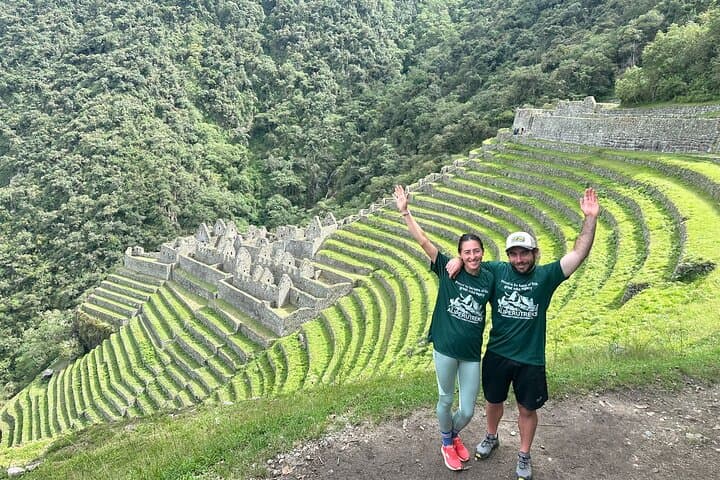 Classic 4-Day Inca Trail to Machu Picchu with Panoramic Train photo 3