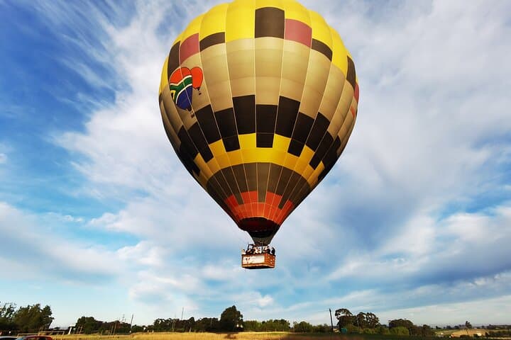 Stellenbosch Sunrise: Hot Air Balloon & Private Winelands Tour with Breakfast photo 2
