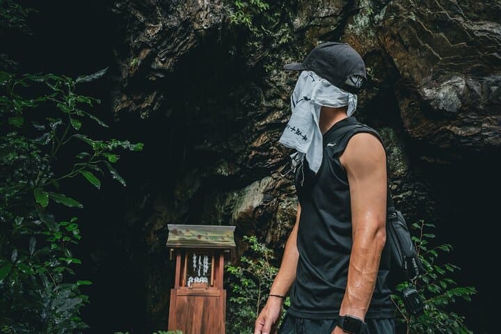 Mountain Ridge Adventure: Scrambling to Hidden Shrines in Tochigi
