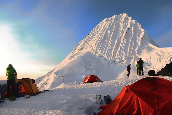 Alpamayo Climbing Expedition: 6-Day Summit from Huaraz