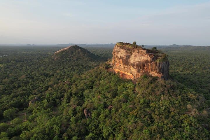 12-Day Grand Discovery of Sri Lanka: Culture, Wildlife & Coastal Escapes