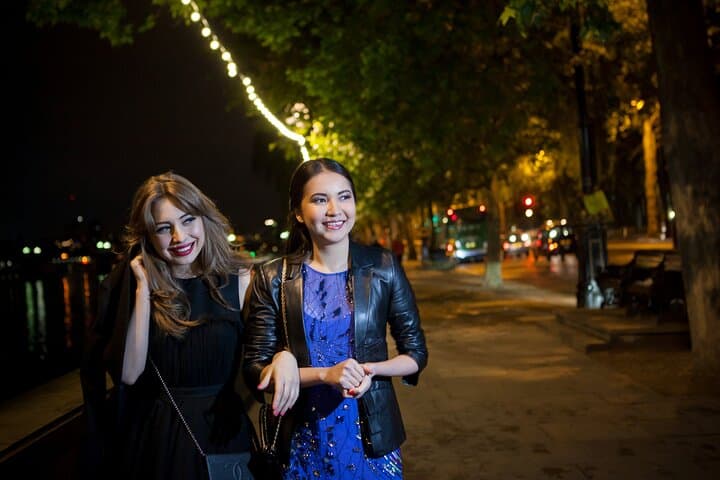 Romantic Paris by Night: Private 3-Hour Evening Walking Tour photo 3