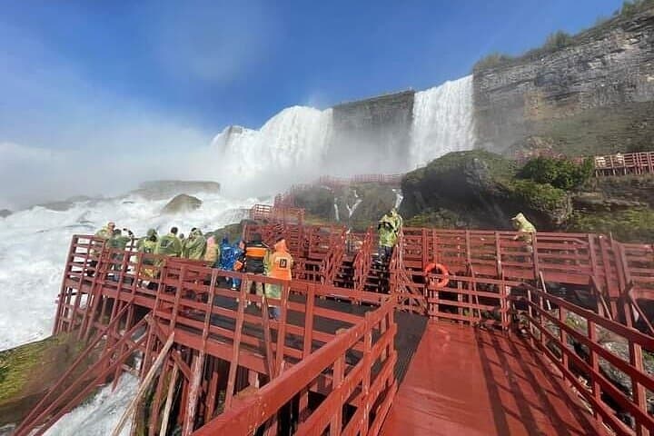 Cave of the Winds Express Pass: 30-Min Guided Walk at Niagara Falls photo 3