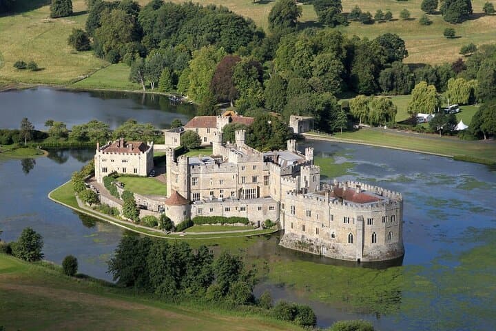 Private Tour from London: Leeds Castle, Canterbury & Dover Castle in One Day