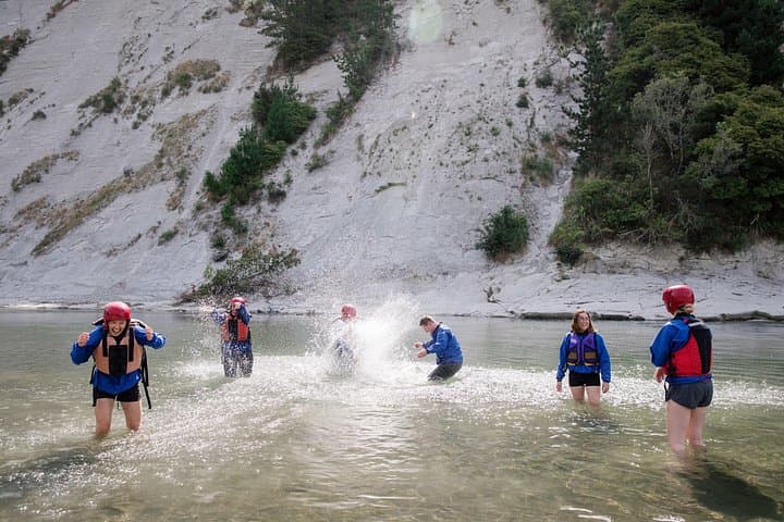 Rangitikei River Grade II Rafting in Mangaweka — 1-Hour Family-Friendly Adventure photo 4