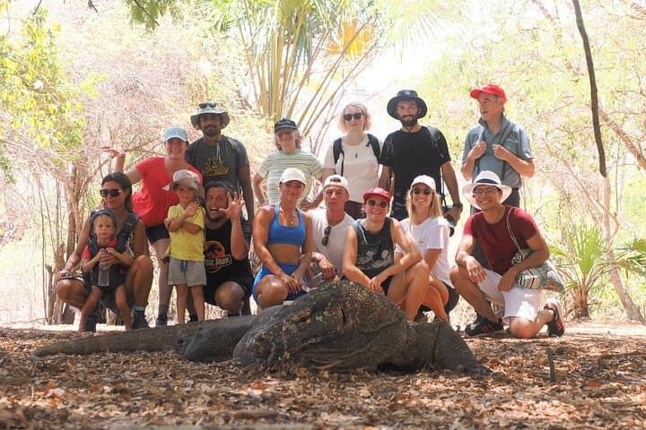 3-Day Phinisi Sailing to Komodo National Park — Padar, Pink Beach & Mantas photo 1