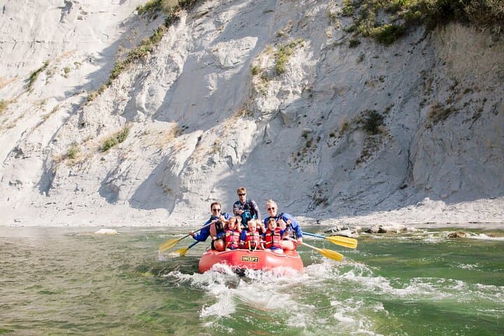Rangitikei River Grade II Rafting in Mangaweka — 1-Hour Family-Friendly Adventure