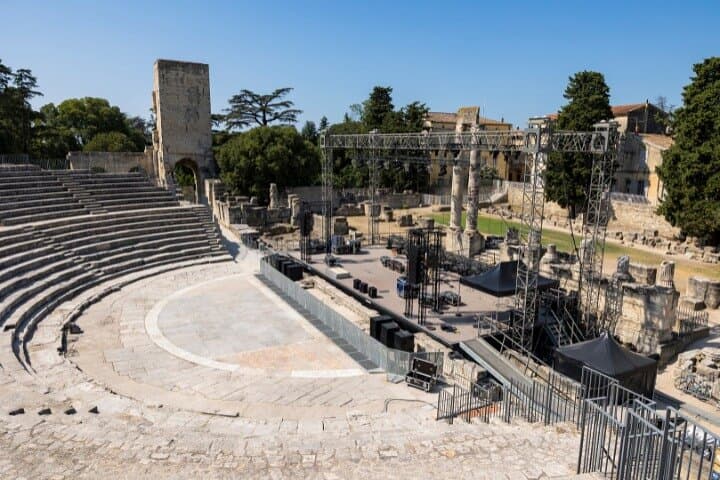 Explore Ancient Arles: Self-Guided Historical Walking Tour with App photo 4