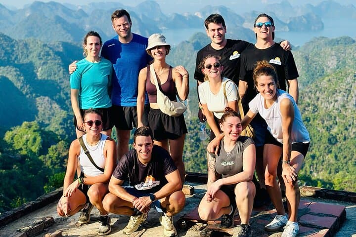 Cat Ba National Park Full-Day: Trekking, Biking & Kayaking in Lan Ha Bay