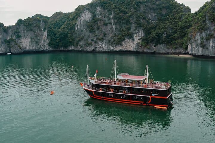 Lan Ha Bay & Viet Hai: 2-Day Discovery Cruise from Hanoi photo 2