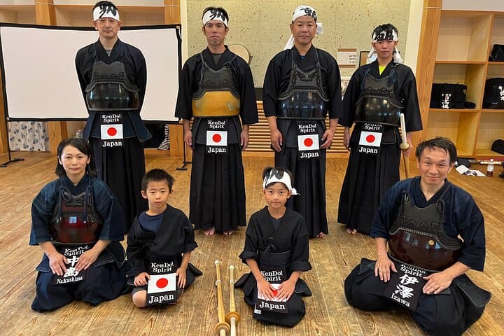 Hands-On Kendo in Saitama: Learn Sword Etiquette and Bushido photo 4