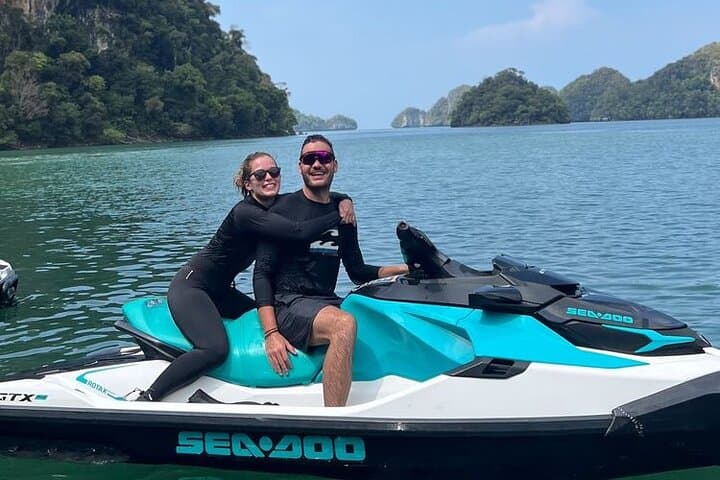 Jet Ski Langkawi: Island-Hopping & Mangrove Tours with a Local Guide