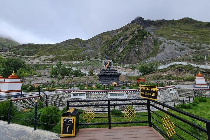 12-Day Annapurna Circuit Trek: Thorong La Pass & Muktinath Adventure