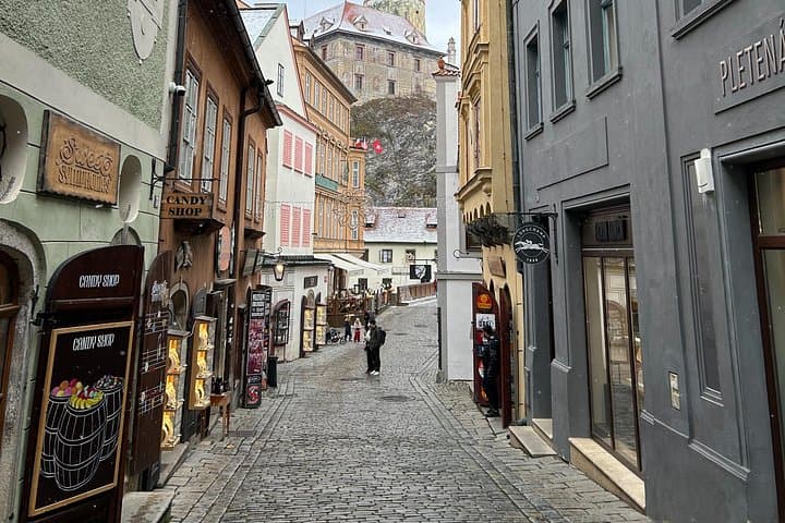 Day Trip from Prague to Český Krumlov: Private Full-Day Medieval Town Tour photo 4