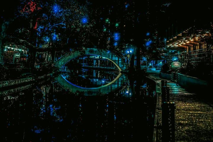 Enchanted River Lights Night Walk: A 3‑Hour San Antonio Holiday Stroll photo 6