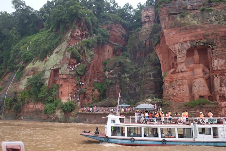 Chengdu Panda Base and Leshan Giant Buddha: One-Day Private Tour from Chengdu photo 6