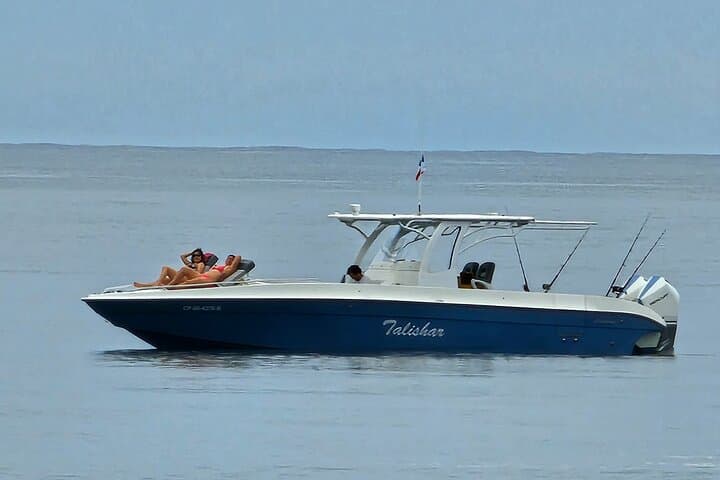 Private Sport Fishing to South Pearl Islands — 10-Hour 38ft Charter from Panama City photo 4