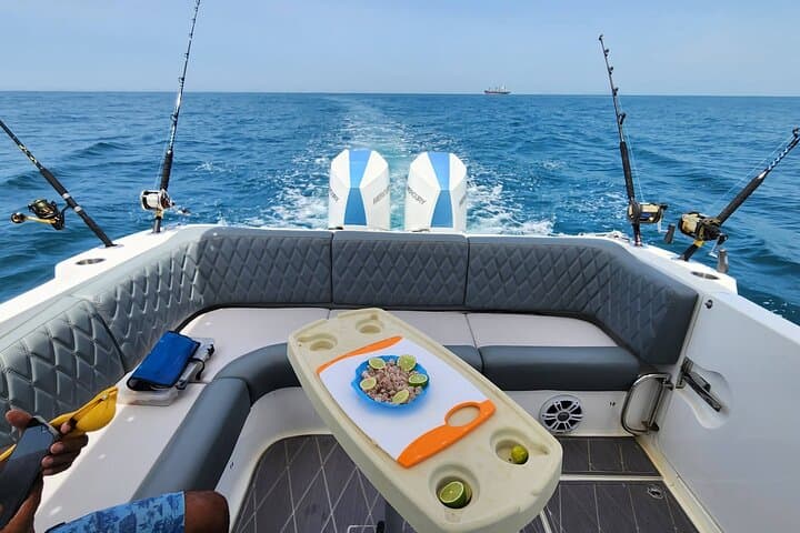 Private Sport Fishing to South Pearl Islands — 10-Hour 38ft Charter from Panama City photo 5