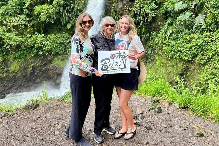 Private Transfer from SJO to La Fortuna — Comfortable Shuttle with Scenic Stops photo 2