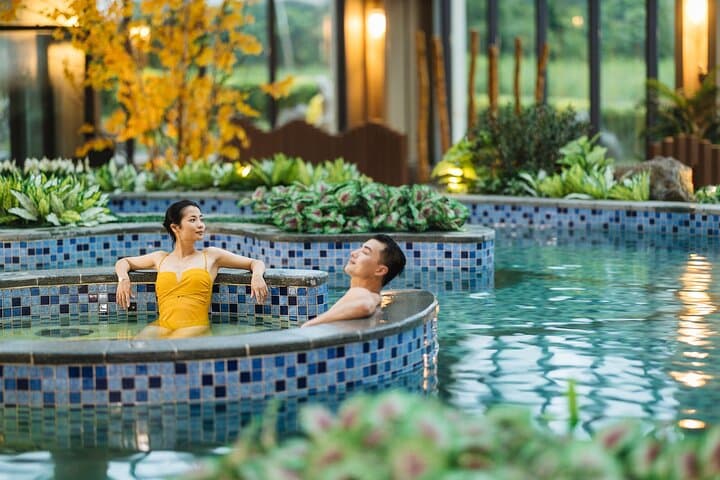 Nha Trang Island Hopping: Snorkeling, BBQ Lunch & Hon Tam Hot Springs photo 5