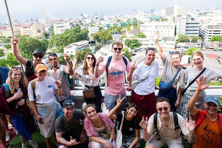 Bangkok City Session Walking Tour — Golden Mount, Giant Swing & Khao San Afternoon Stroll photo 3