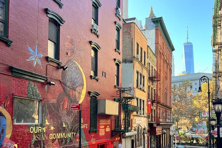Private SoHo, Little Italy & Chinatown Walking Tour — NYC Streets, Stories, and Secrets photo 3